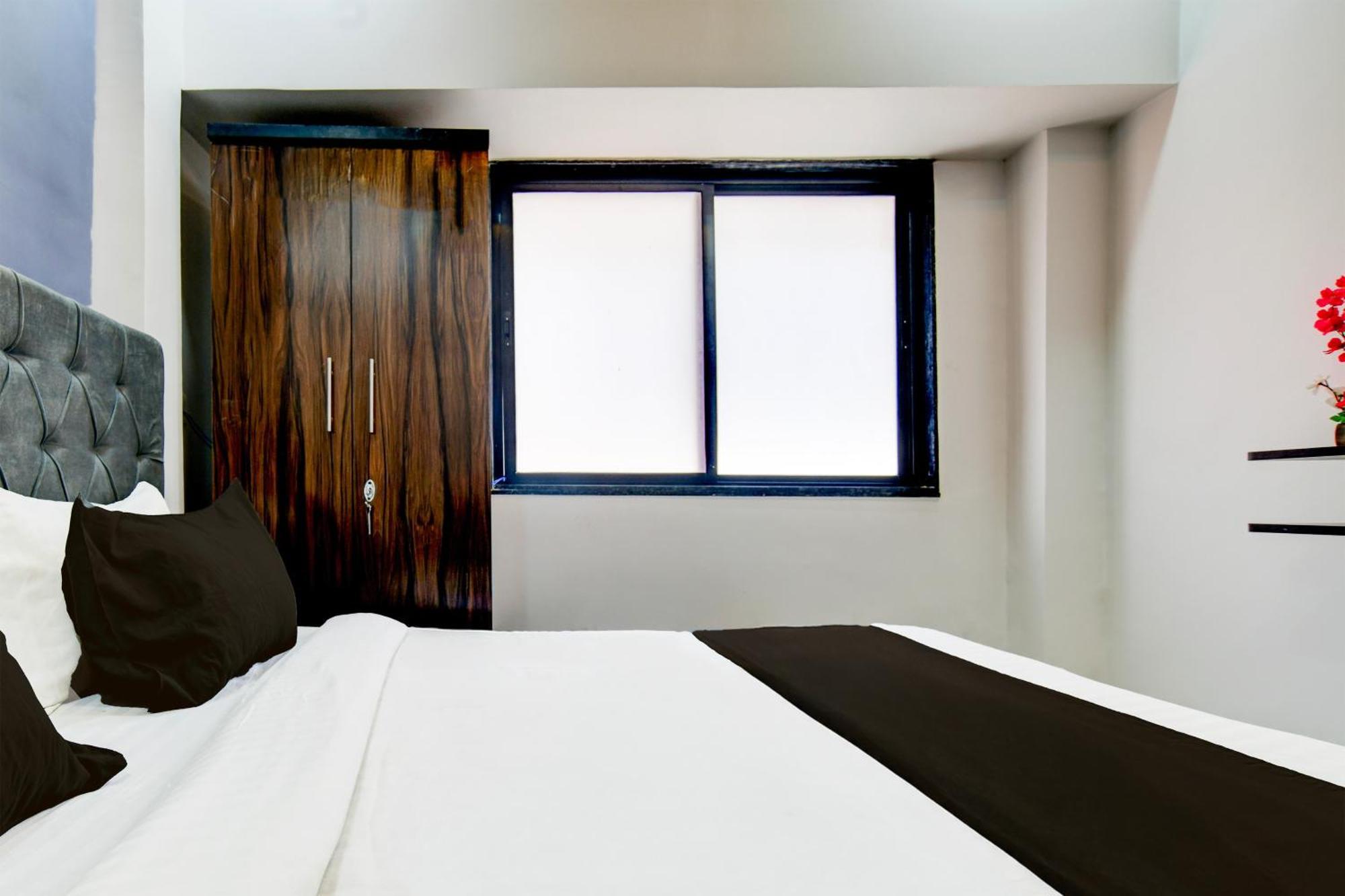 Super Hotel O D.V Near Medanta Hospital Indore Luaran gambar