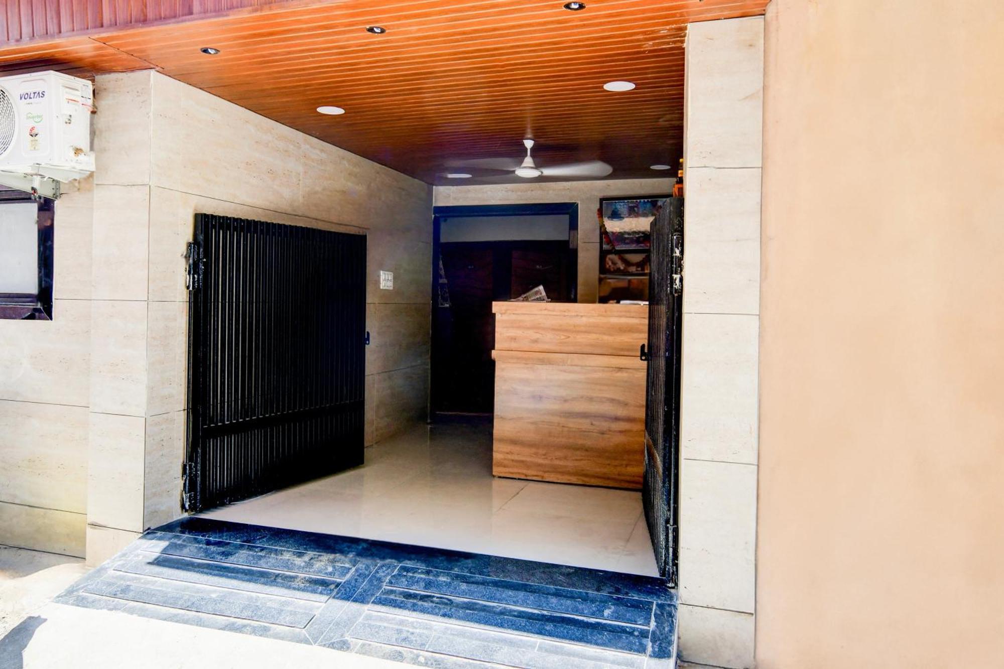 Super Hotel O D.V Near Medanta Hospital Indore Luaran gambar